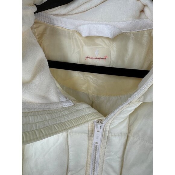 Free People Movement Patricia Packable Poncho Padded Puffer Jacket Ivory Small - Picture 6 of 7